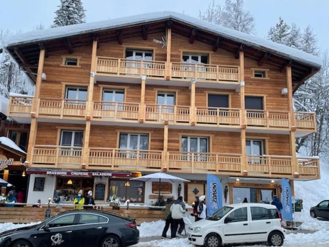 Ferienwohnung Les Amborzales Le Grand-Bornand Exterior foto